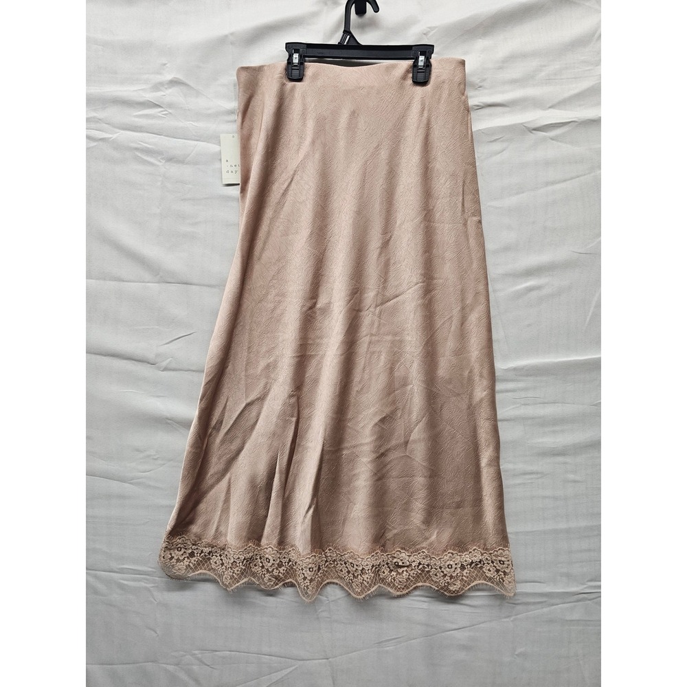 A New Day Pink‎ Satin Lace Trim Midi Skirt Size M 018053354 - Picture 2 of 7